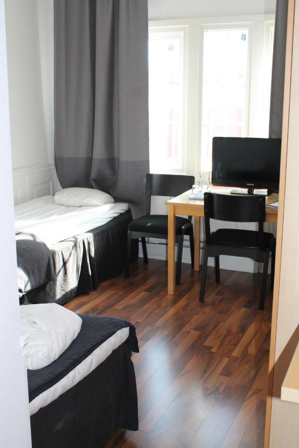 Sure Hotel By Best Western Vilsta Sporthotell Eskilstuna Exterior photo